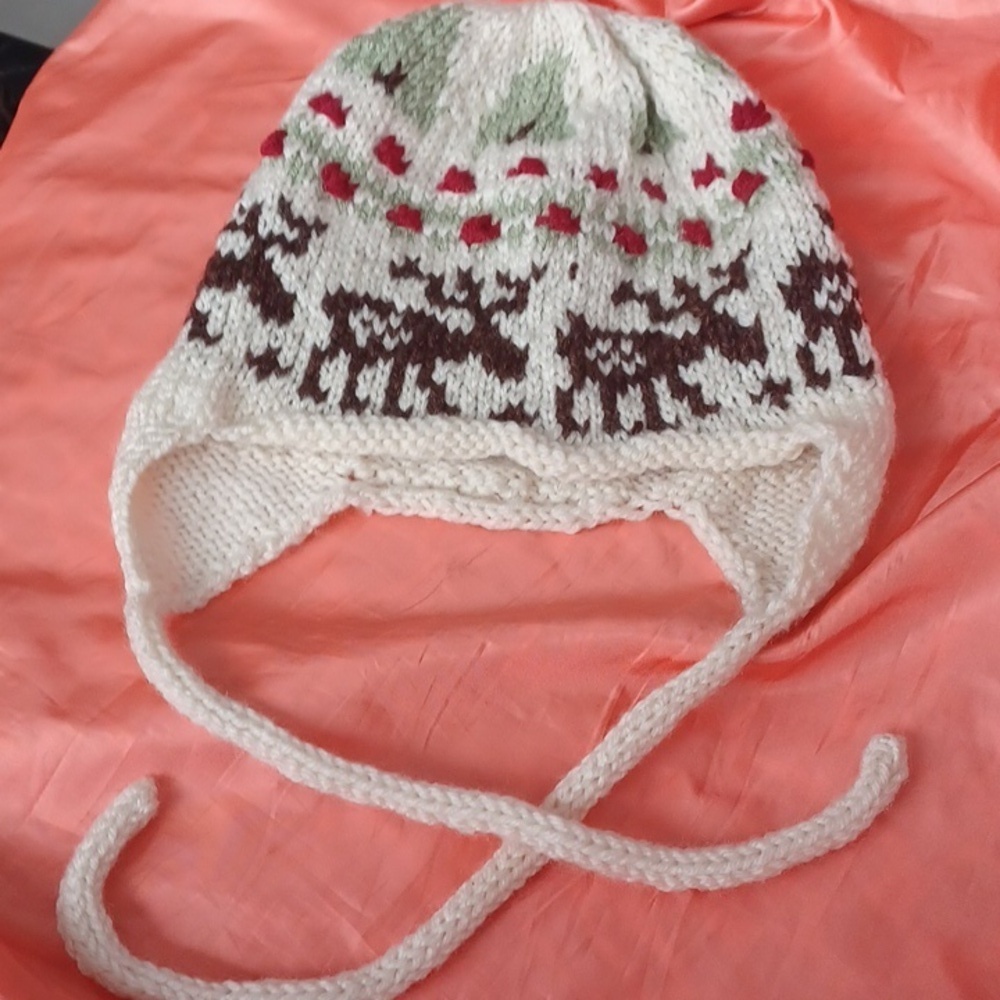 Hand Knit Chin-Tie Moose & Tree Hat / Ear Covering — Super Cute!